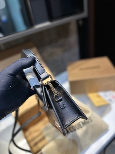 شنطة جاكيموس كوتشيلا ( بالوان متعددة )