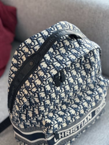 شنطة ظهر ديور Oblique