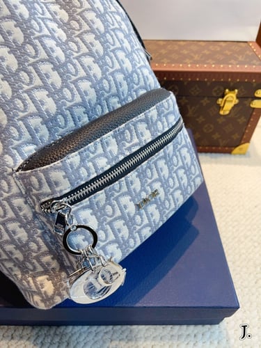 شنطة ظهر ديور Oblique ( بالوان متعددة )