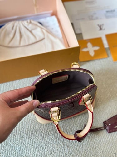 شنطة لويس فيتون ميني الما Alma