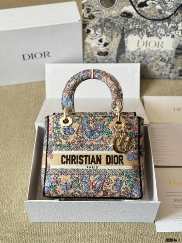 شنطة ليدي ديور Laby Dior
