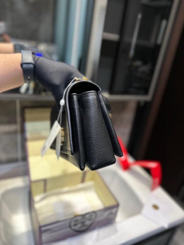 شنطة توري بورش