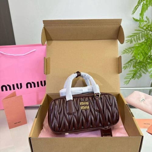 شنطة ميو ميو- Arcadie (متوفر بعدة الوان)