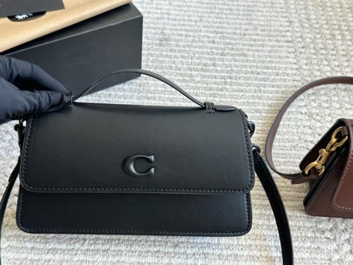 شنطة كوتش Juno ( متوفرة بعدة الوان )