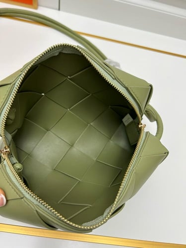 شنطة بوتيقا كاسيت Cassette