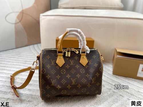 شنطة لويس فيتون Speedy (متوفرة بعدة احجام)