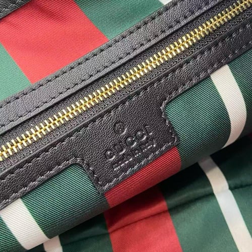 شنطة قوتشي Emblem