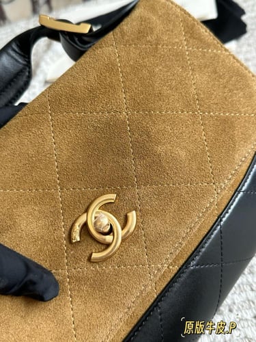 شنطة شانيل (متوفرة بعدة الوان)