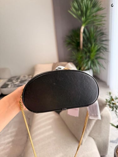 شنطة كوتش (متوفرة بعدة الوان)