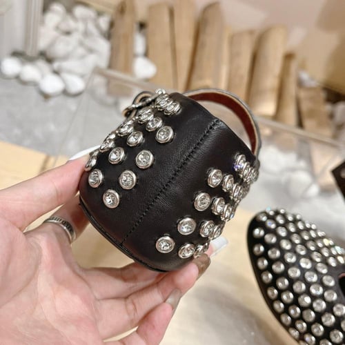 شوز كريستال Alaia