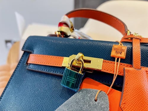 شنطة ارمز كيلي حجمين