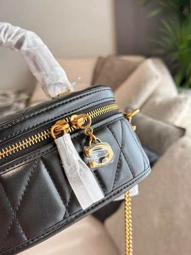 شنطة كوتش (متوفرة بعدة الوان)