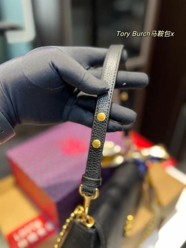 شنطة توري بورش