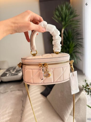 شنطة كوتش (متوفرة بعدة الوان)