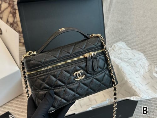 شنطة شانيل (متوفرة بعدة الوان)