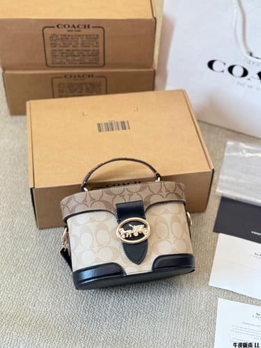 شنطة كوتش Kay