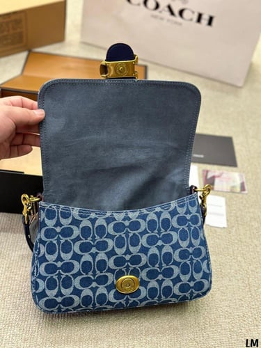 شنطة كوتش سوفت تابي