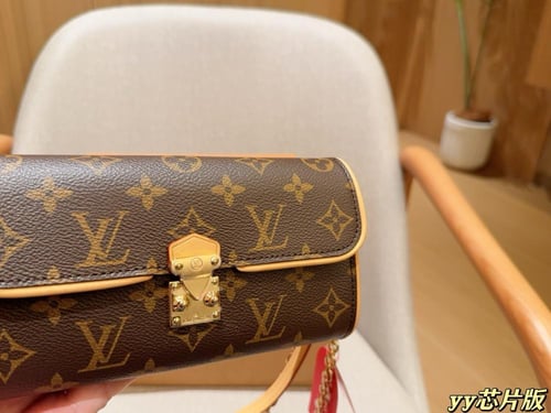 شنطة لويس فيتون Camille