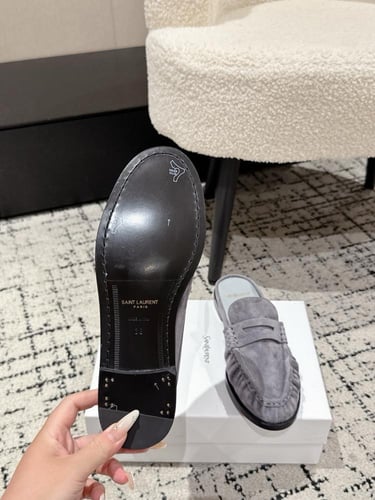 حذاء رسمي سان لوران