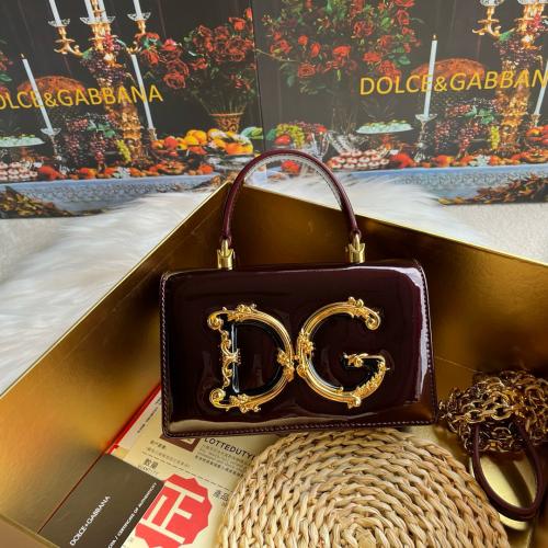 شنطة دولشي اند غابانا D&G