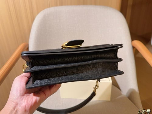 شنطة كوتش تابي Tabby مقاس 26cm