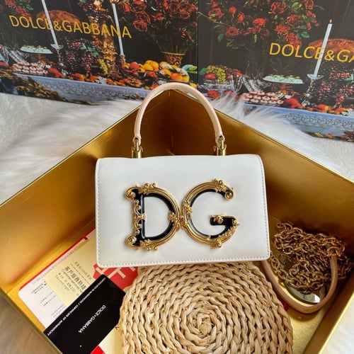 شنطة دولشي اند غابانا D&G (متوفرة بعدة الوان)