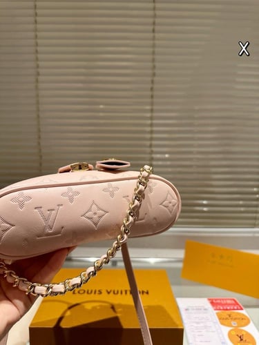 شنطة لويس فيتون