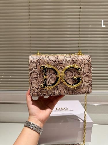 شنطة دولشي اند غابانا