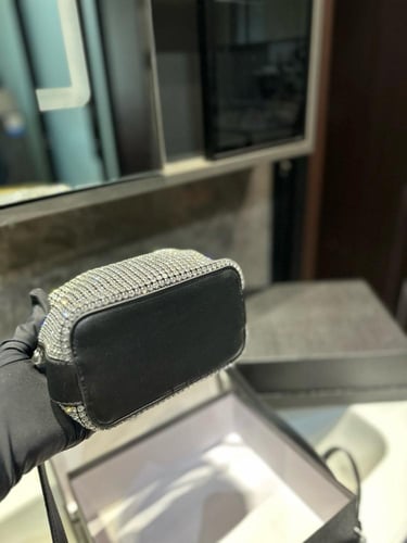 شنطة الكسندر وانغ Alexander wang