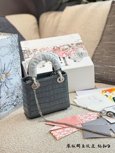 شنطة ليدي ديور Lady Dior