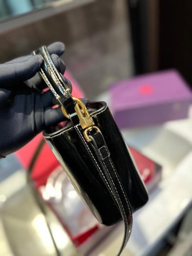 شنطة توري بورش لمعه