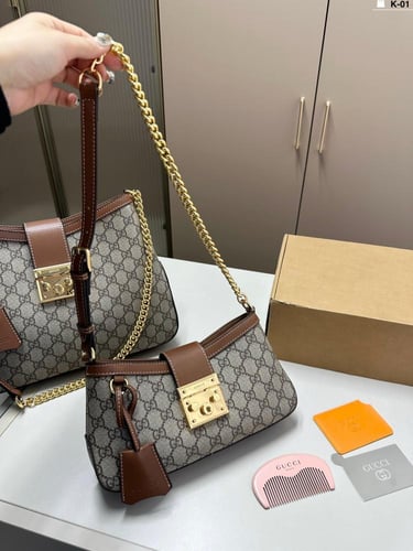 شنطة قوتشي ( متوفرة بعدة الوان واحجام )