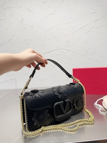 شنطة فالنتينو لوكو Loco