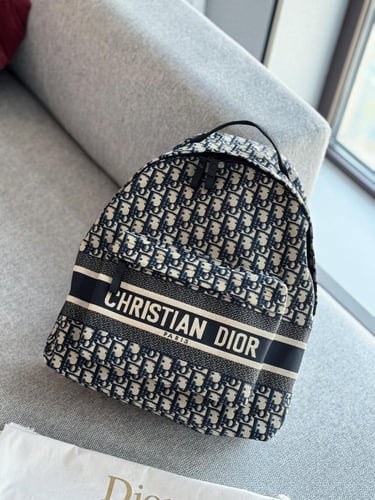 شنطة ظهر ديور Oblique