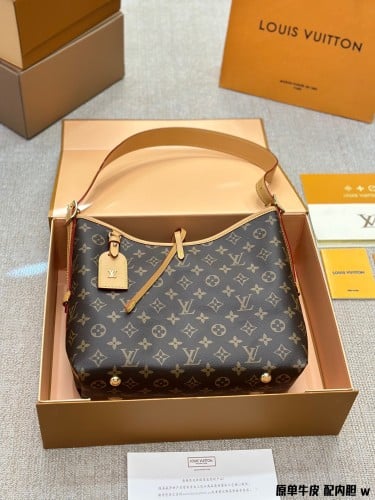 شنطة لوي فيتون كاريال