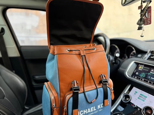 شنطة ظهر مايكل كورس