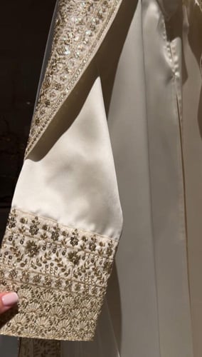 تصميم حصري قطع محدودة