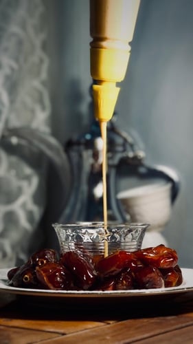 طحينة تمر بالسمسم