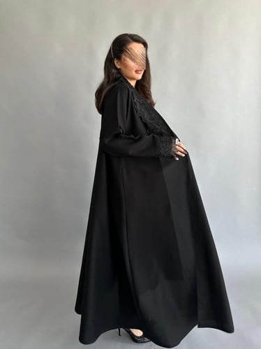 Zayna abaya
