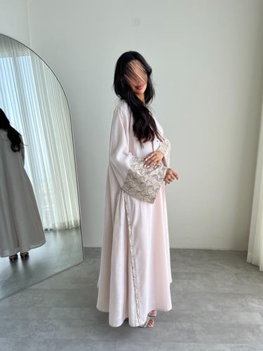 seashell abaya