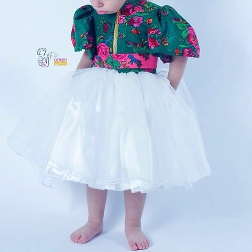 فستان التول الشعبي