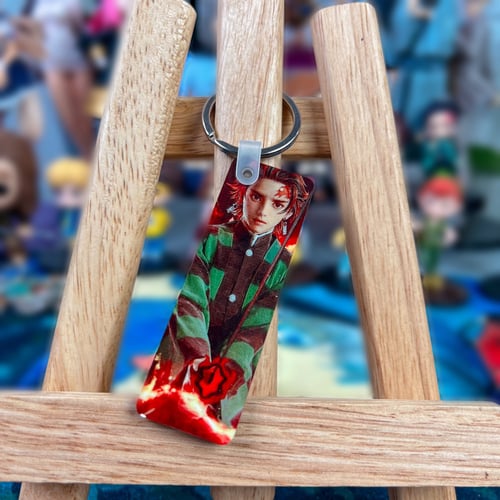 ميدالية مفاتيح نيزوكو مع تانجيرو من الجهتين