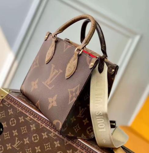 حقيبة OnTheGo BB من لويس فويتون