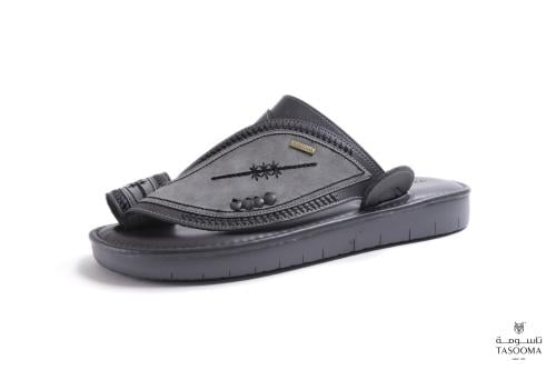 P3 حذاء شرقي مطرز من تاسومة 24006 / Grey