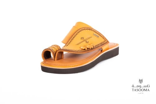 P حذاء شرقي من تاسومة 21001 / YELLOW