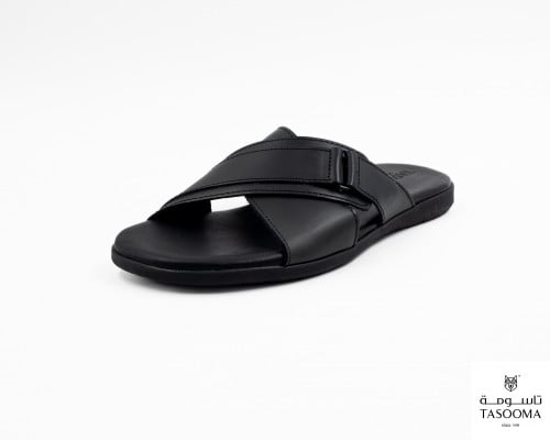 حذاء من TASOOMA