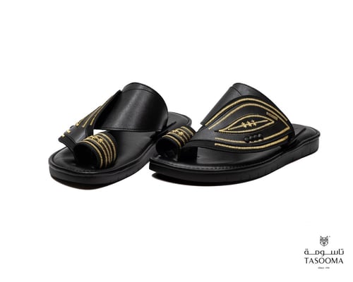 p3 حذاء شرقي من تاسومة 24001 / Black