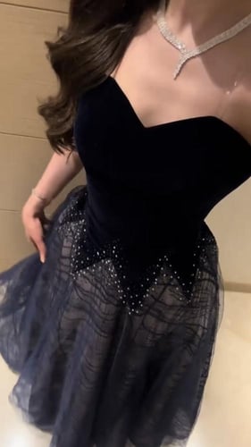 Black Velvet Evening Dress - فستان سهرة مخمل أسود