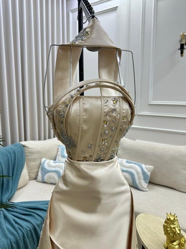 فستان سهرات بقماش شك سهره ورد