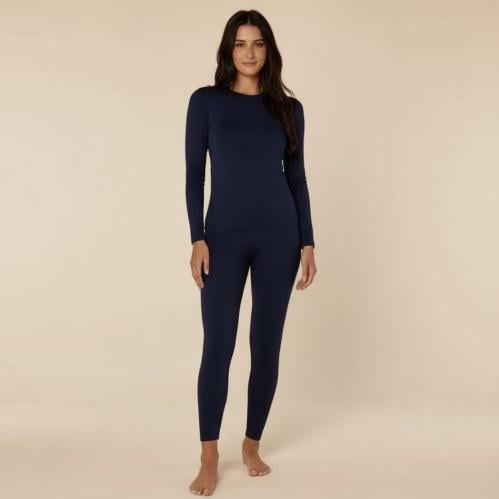 بيجامة حرارية نسائية لون كحلي رقبة منخفضة